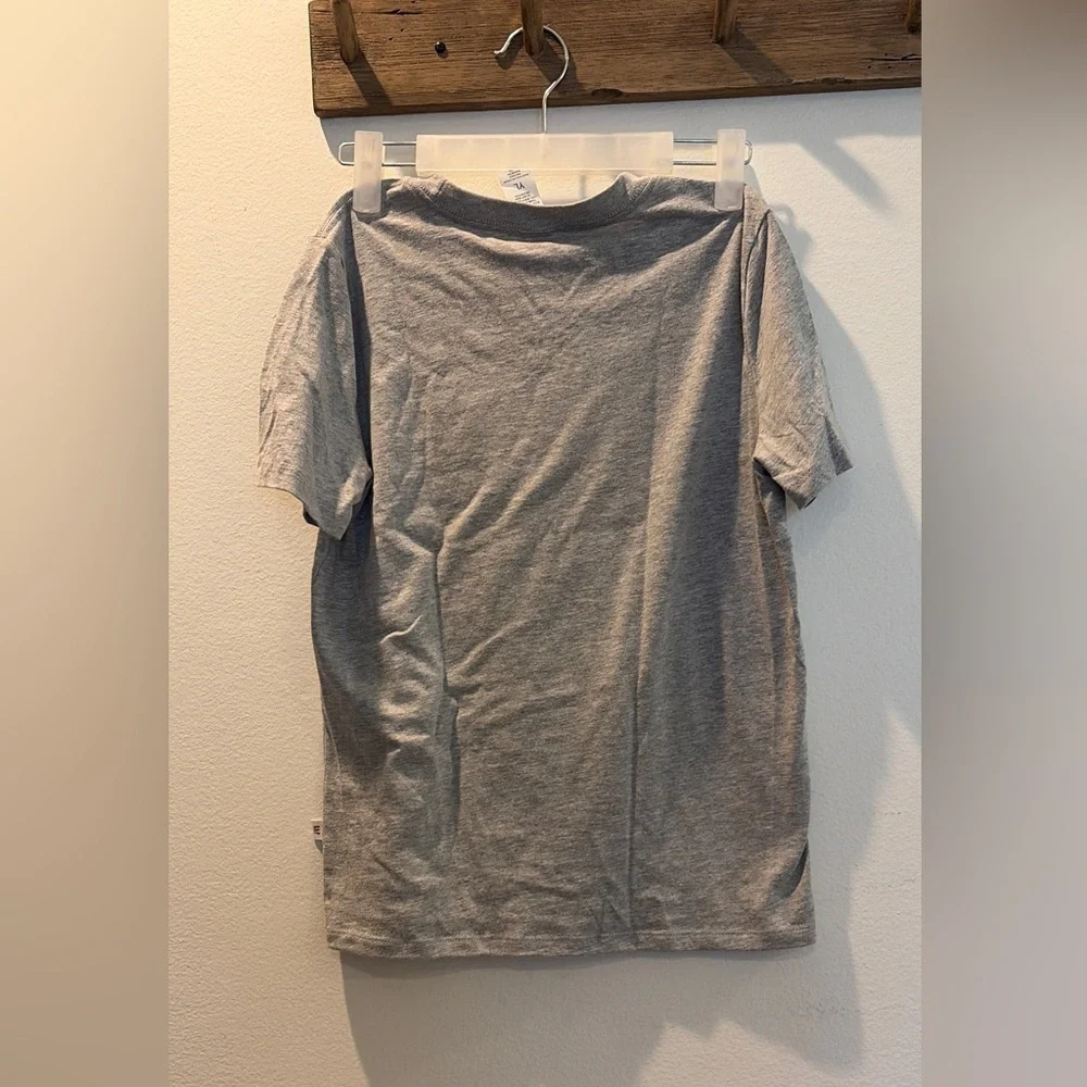 Gap Never worn K-Pop Demon Hunters T-shirt size youth large